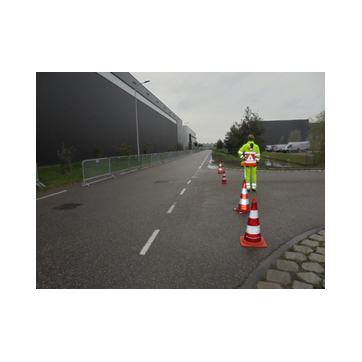 Verkeersborden en verkeerskegels verhuur